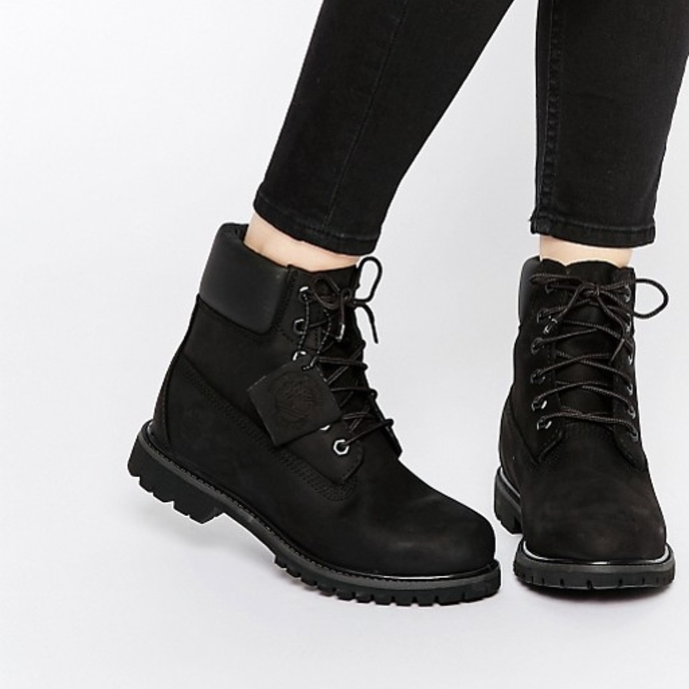 Black Timberland Winter Boots